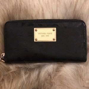 Michael Kors patent leather wallet